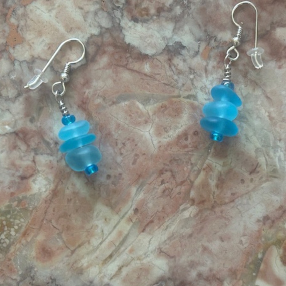 Earrings - Picture 2 of 3